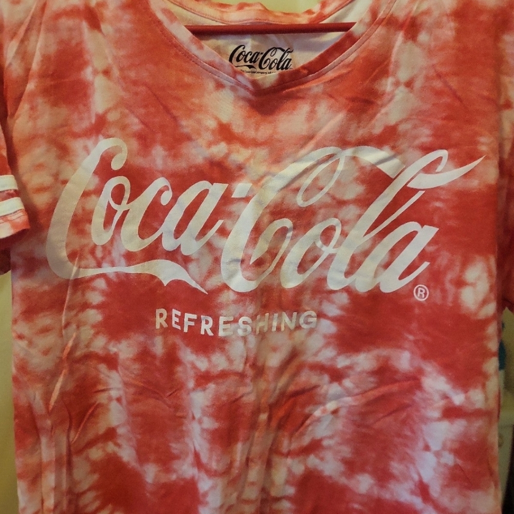 Women's Coca-Cola tie dyed tshirt. Size 3XL